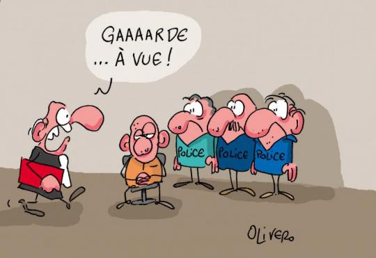Dossier de la décennie : un général à la retraite auditionné par le pôle chargé des enquêtes Dossier de la décennie : un général à la retraite auditionné par le pôle chargé des enquêtes