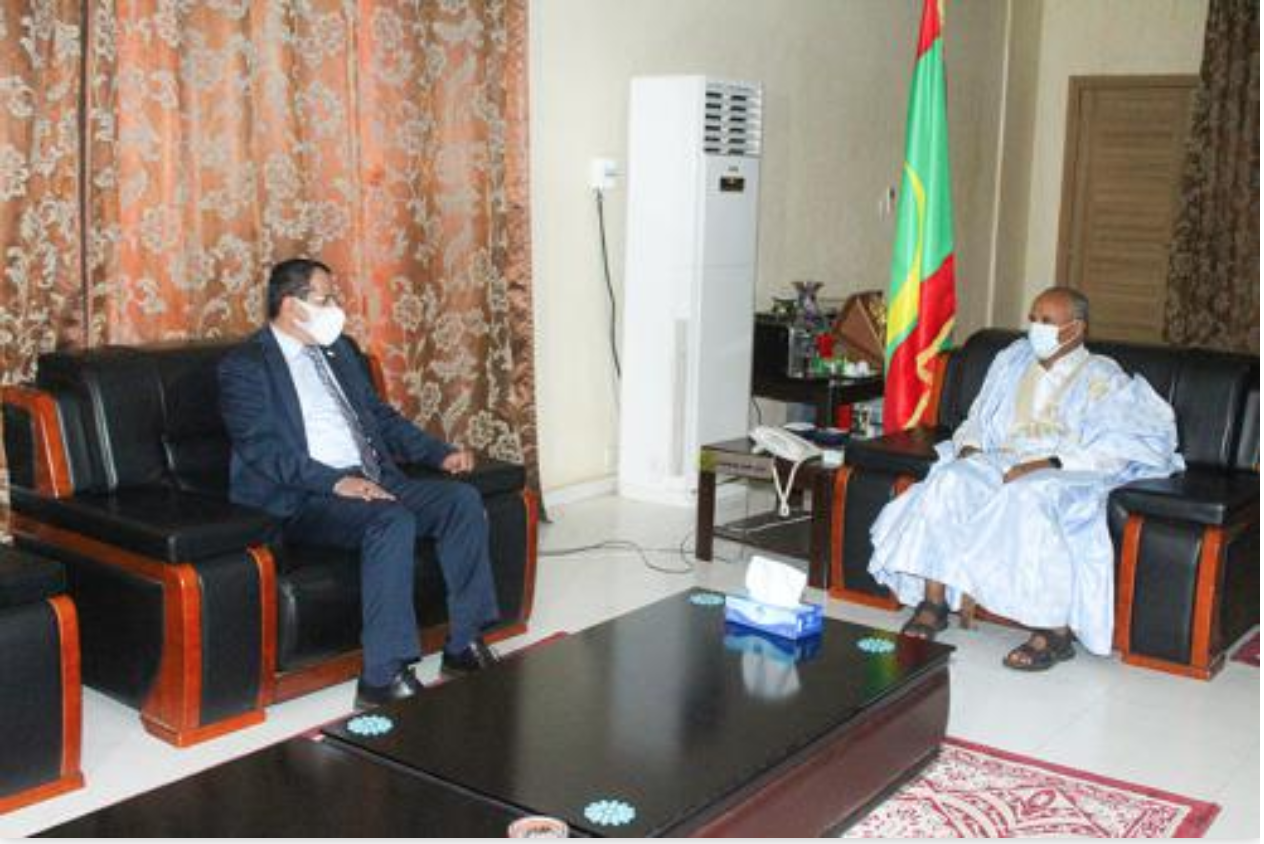 Le président de l'Assemblée nationale s'entretient avec l'ambassadeur du Yémen