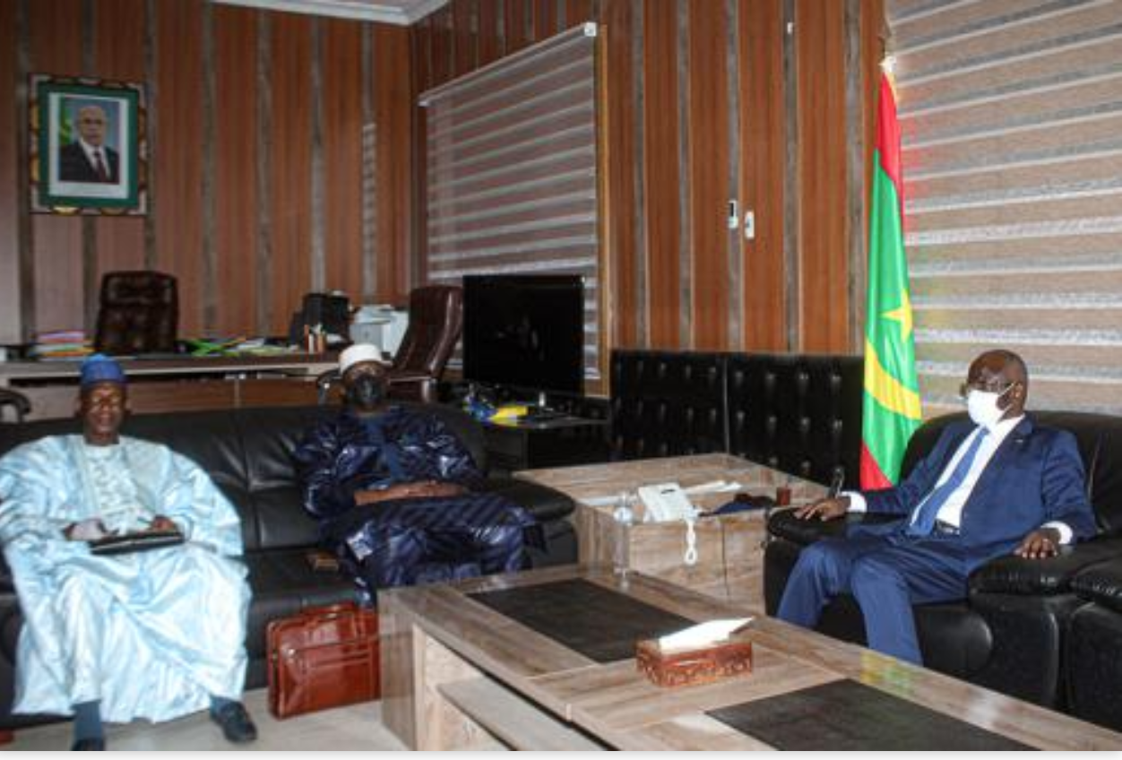 Le ministre de l’intérieur s’entretient avec son homologue malien
