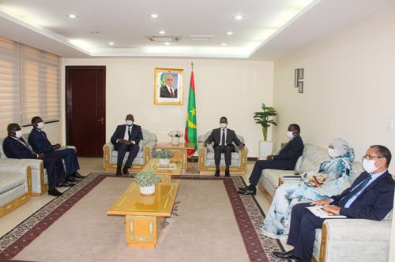Le Premier ministre reçoit le ministre sénégalais de l’Élevage