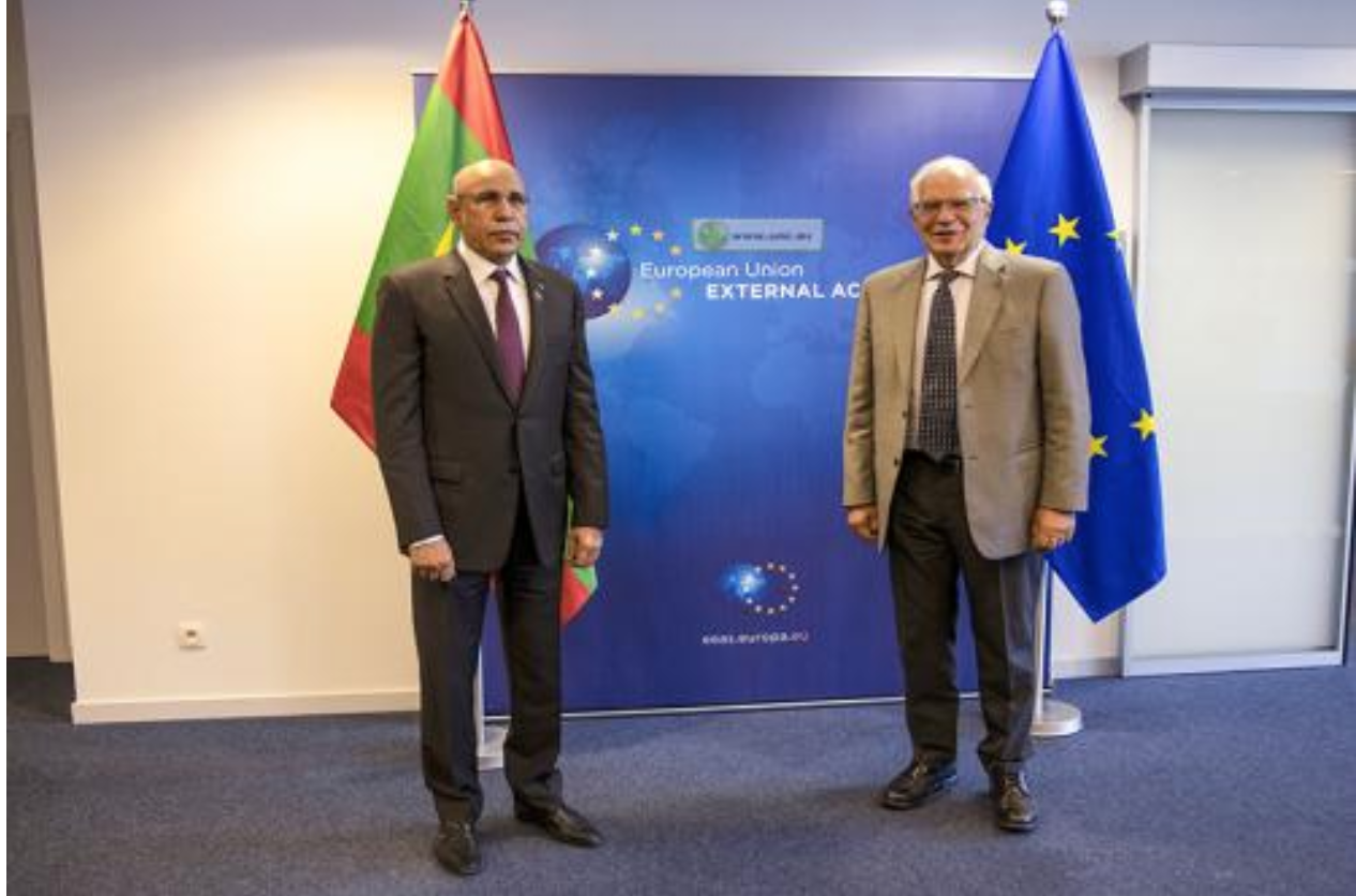 Le Président de la République s’entretient avec le Chef de la diplomatie de l’UE