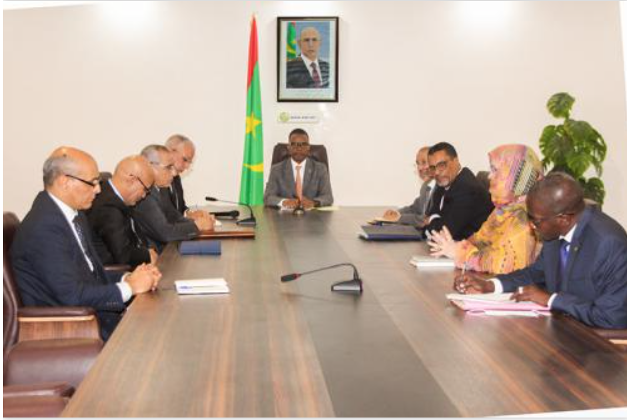 Le premier ministre préside une réunion du comité ministériel chargé du suivi de la pandémie de Covid-19 Nouakchott,,  05/07/2022