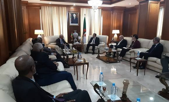 Energie et mines: Arkab reçoit une délégation du secteur énergétique mauritanien