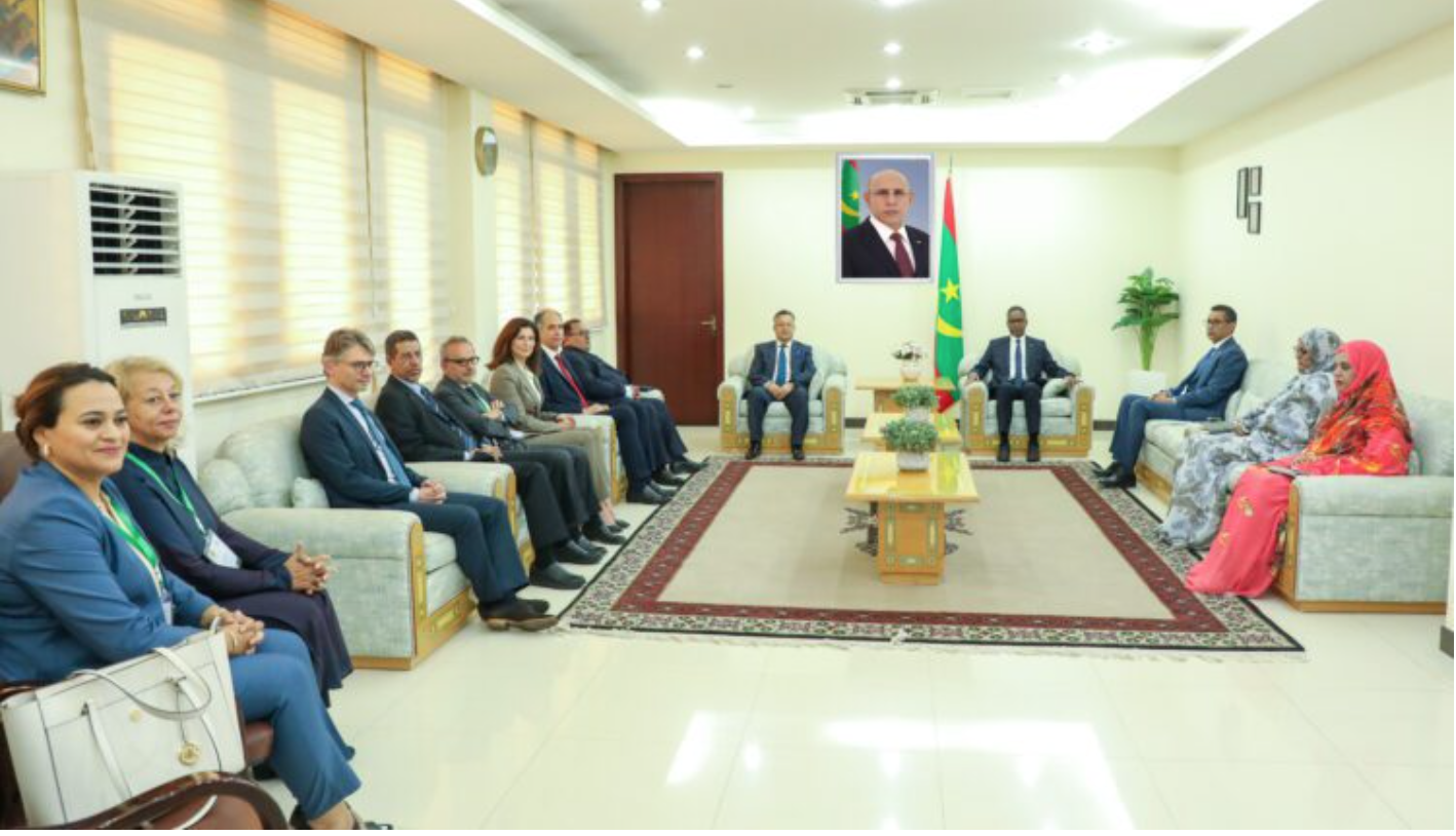 Le Premier ministre reçoit les ministres de la Recherche scientifique