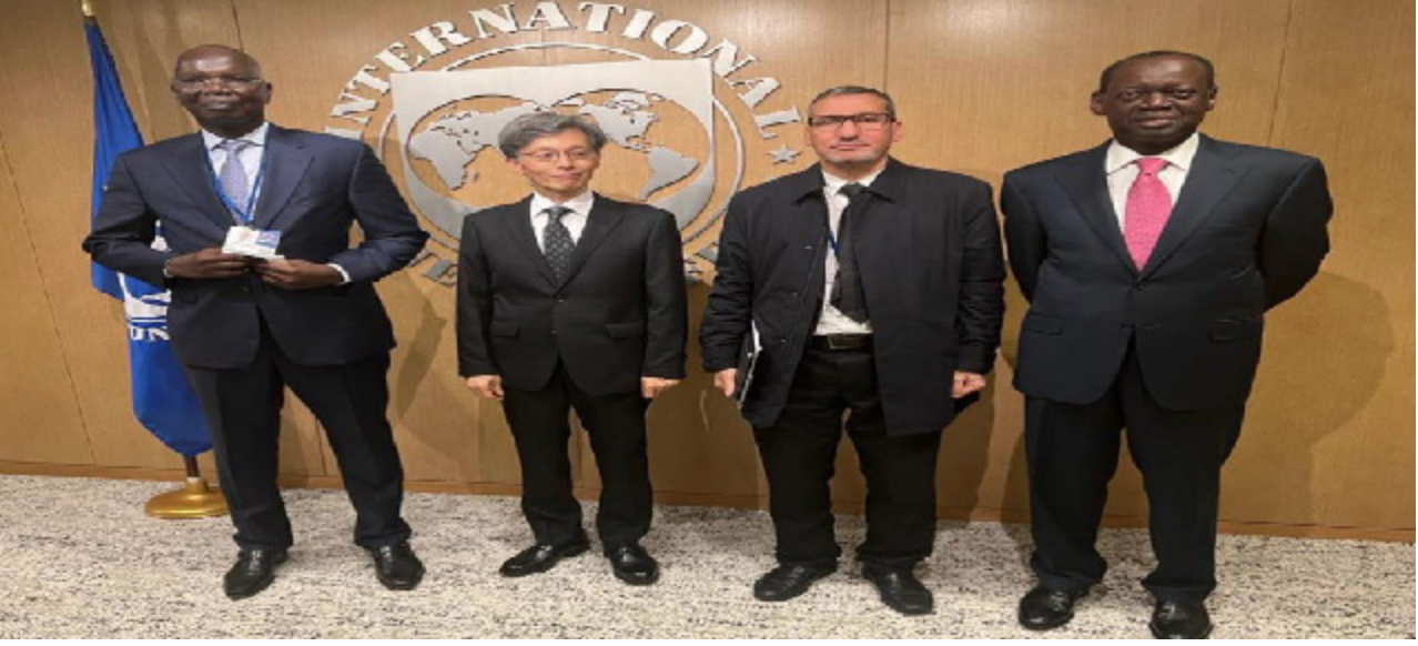 La délégation mauritanienne à Washington s’entretient avec le directeur général adjoint du Fonds monétaire international La délégation mauritanienne à Washington s’entretient avec le directeur général adjoint du Fonds monétaire international