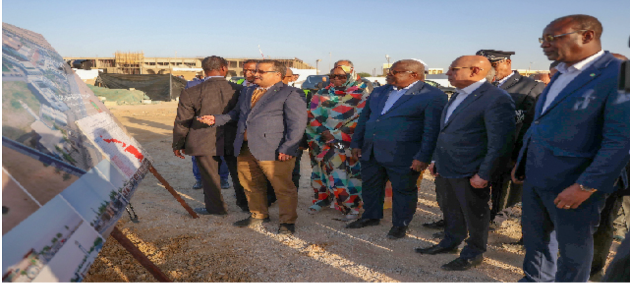 Le Président de la République visite le chantier de construction d’un complexe commercial dans la capitale