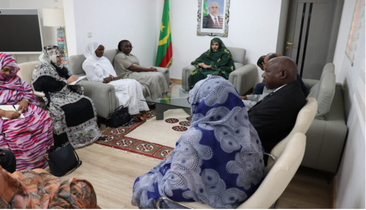 La ministre de l’Action sociale reçoit un membre du Comité africain d’experts sur les droits et le bien-être de l’enfant