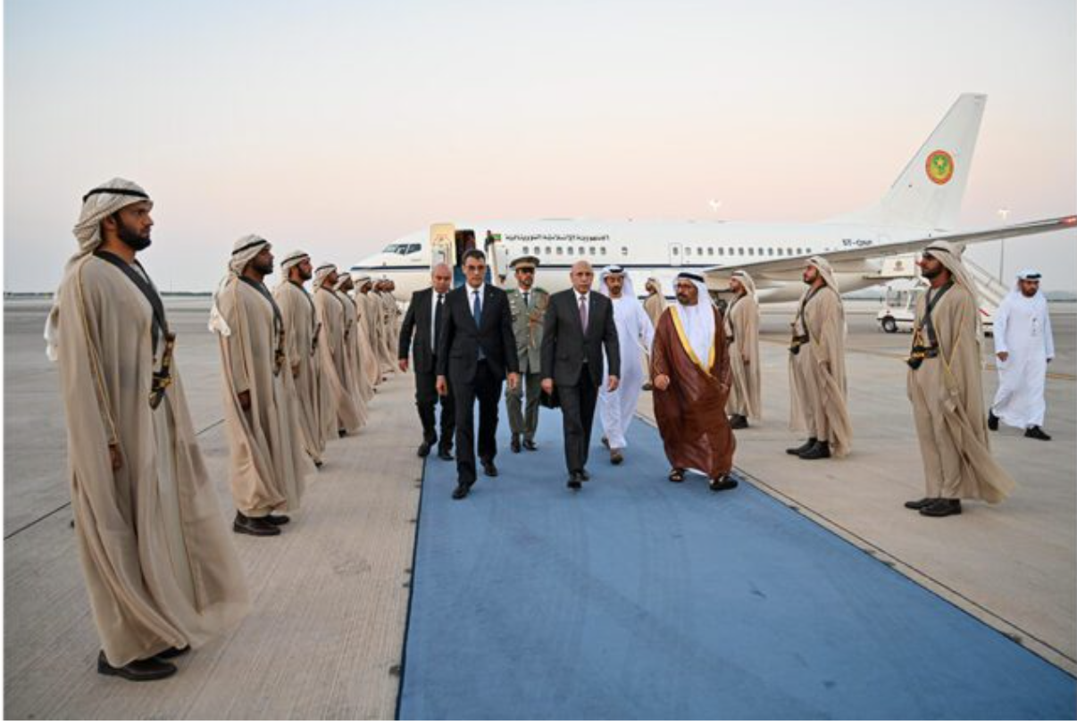 Le Président de la République arrive à Abu Dhabi Le Président de la République arrive à Abu Dhabi
