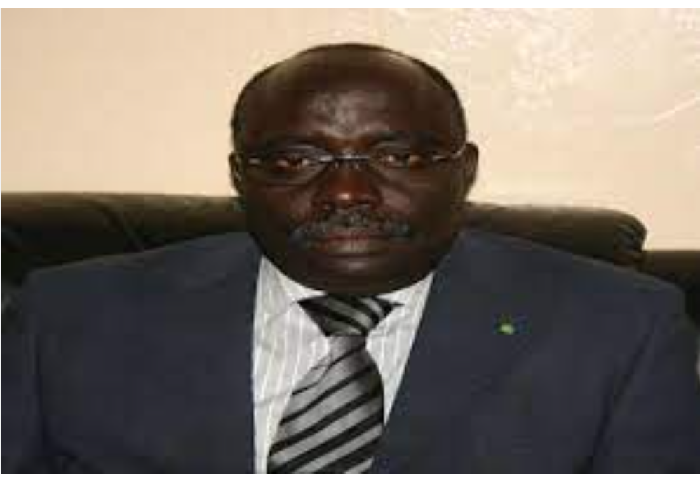 L’ancien ministre des Finances, Thiam Diombar devant le tribunal chargé de statuer sur les dossiers dit de la Décennie.