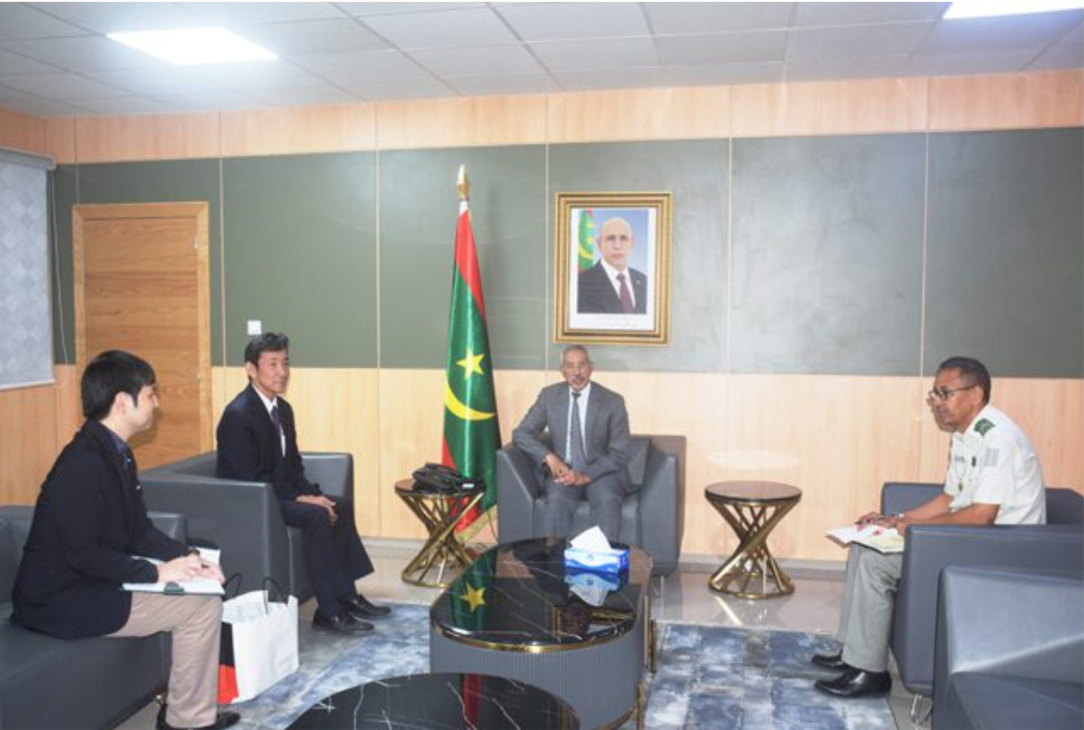 Le ministre de la Défense nationale reçoit l’ambassadeur du Japon Le ministre de la Défense nationale reçoit l’ambassadeur du Japon