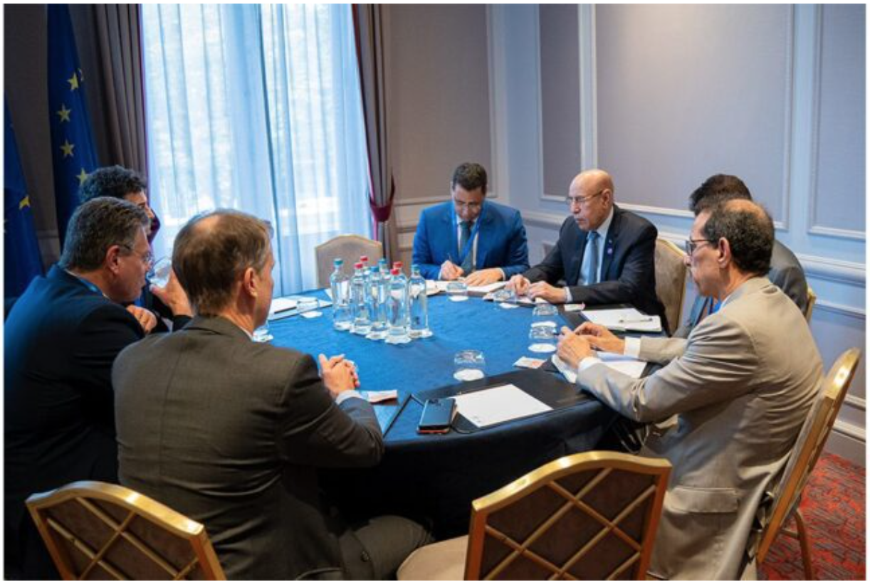 Le Président de la République tient une réunion avec la commissaire européenne à l’énergie Le Président de la République tient une réunion avec la commissaire européenne à l’énergie