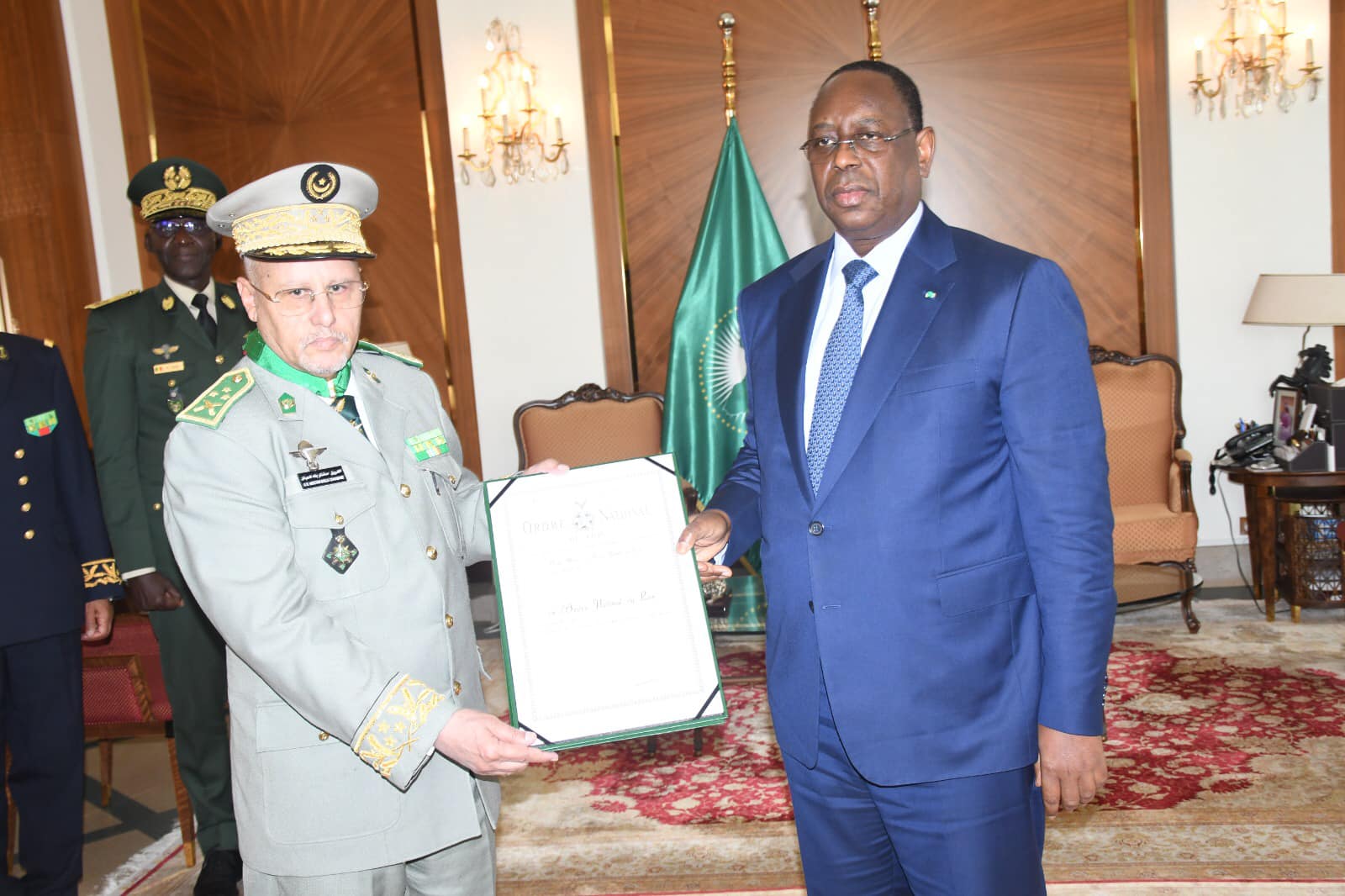 La Mauritanie et le Sénégal examinent les moyens de sécuriser le champ pétrolier commun La Mauritanie et le Sénégal examinent les moyens de sécuriser le champ pétrolier commun