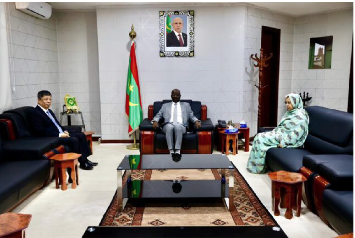 Le ministre des Affaires étrangères reçoit l’ambassadeur chinois Le ministre des Affaires étrangères reçoit l’ambassadeur chinois