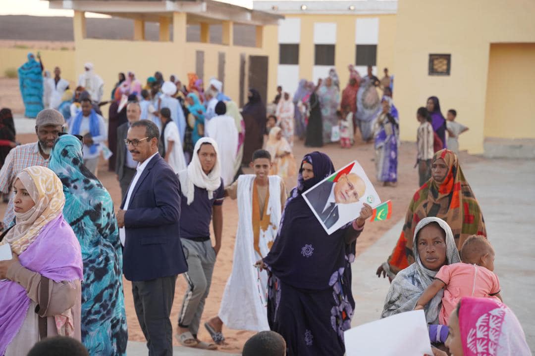 Adrar suite : Le Délégué Général de TAAZOUR inaugure deux infrastructures scolaires et une adduction d'eau potable à Gseyr Torchane et Teyaret