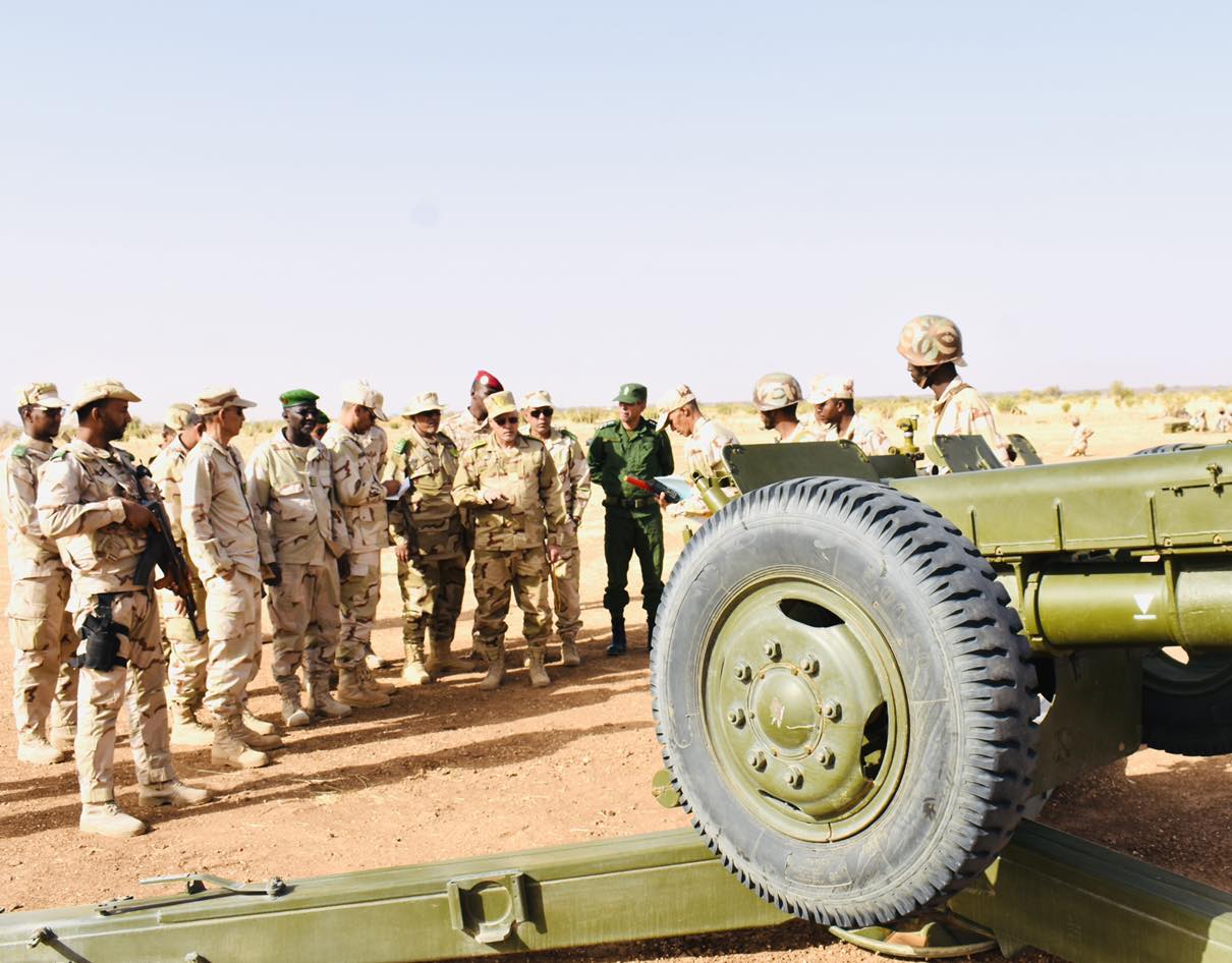 Démonstration de force aux frontières : L’armée mauritanienne sort la lourde artillerie