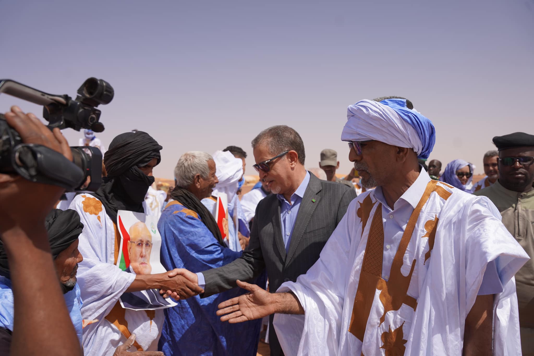 Belles photos en Adrar : tout ce qu'il y a de beau a été sorti pour accueillir Taazour dans le village de Ouraidh 