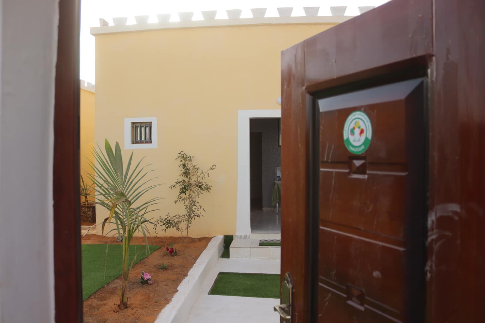 Assaba : Le Président de la République visite les logements sociaux construits par TAAZOUR et assiste au lancement du programme pour l'emploi et  l'insertion socioéconomique des jeunes de Kiffa 
