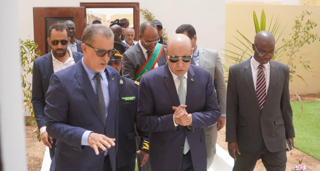Assaba : Le Président de la République visite les logements sociaux construits par TAAZOUR et assiste au lancement du programme pour l'emploi et  l'insertion socioéconomique des jeunes de Kiffa 