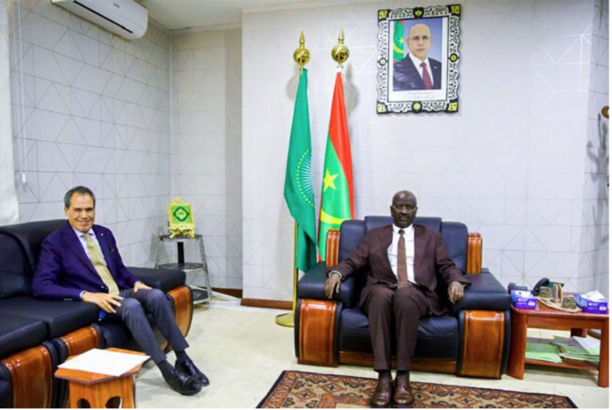 Le ministre des Affaires étrangères reçoit l’ambassadeur du Maroc