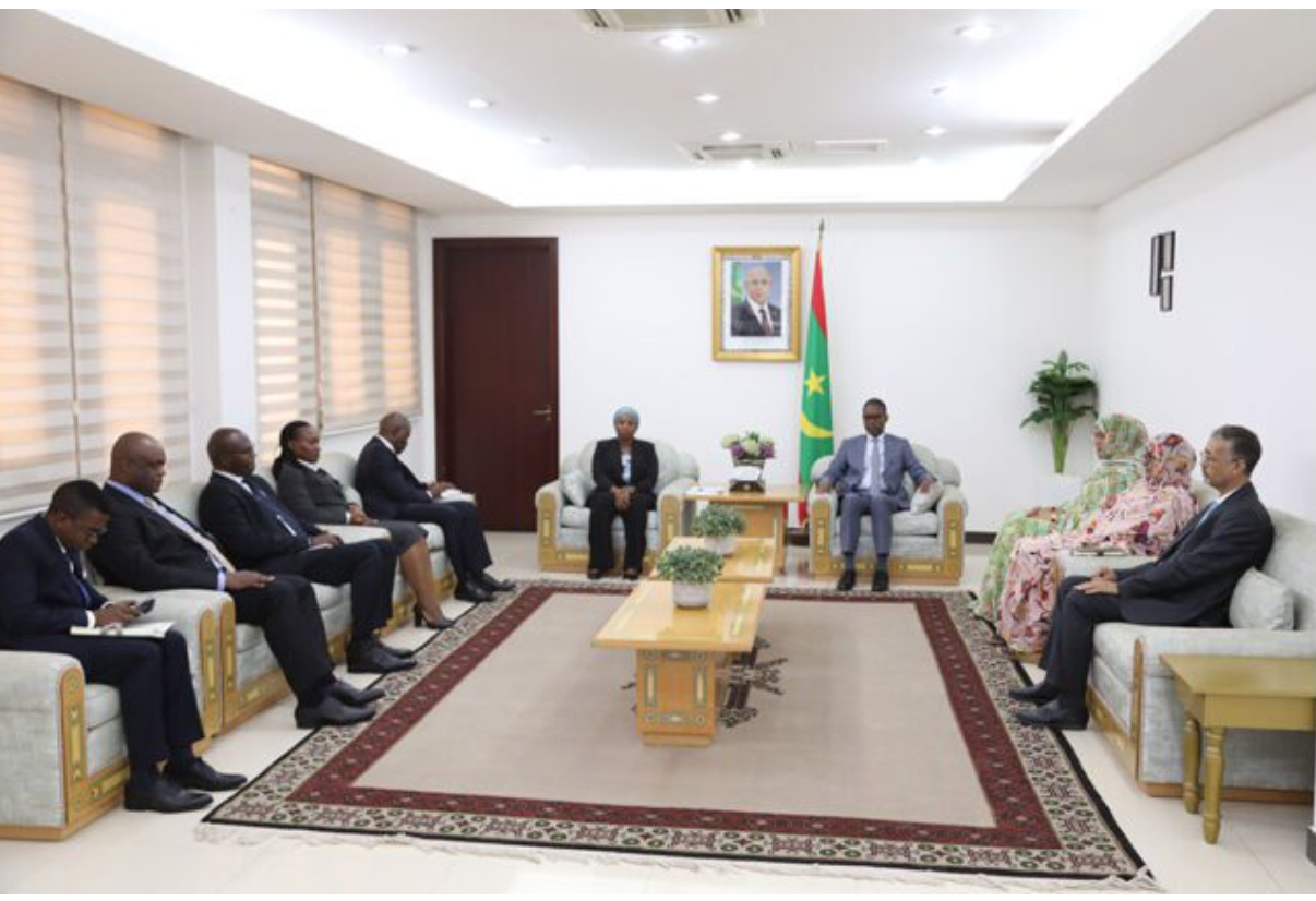 Le Premier ministre reçoit l’envoyée spéciale de la présidente tanzanienne Le Premier ministre reçoit l’envoyée spéciale de la présidente tanzanienne