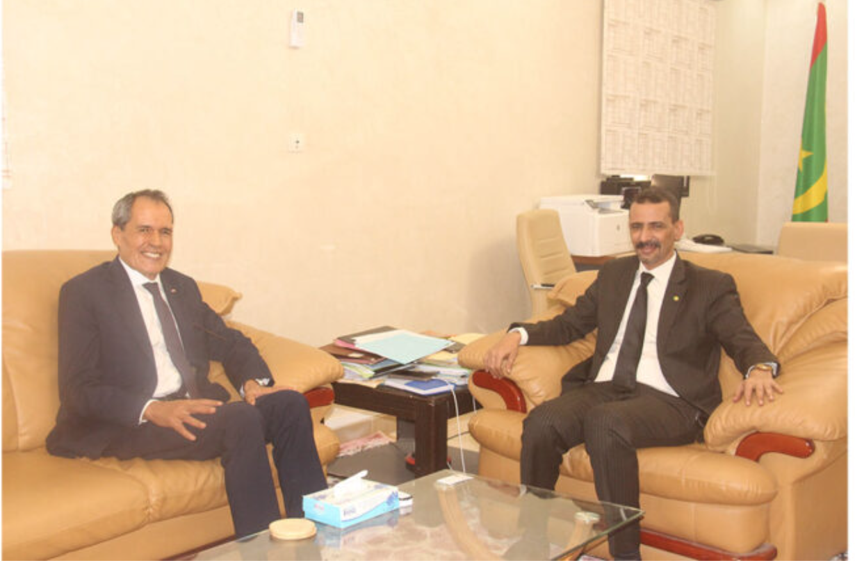 Le ministre de la Culture reçoit l’ambassadeur du Maroc Le ministre de la Culture reçoit l’ambassadeur du Maroc