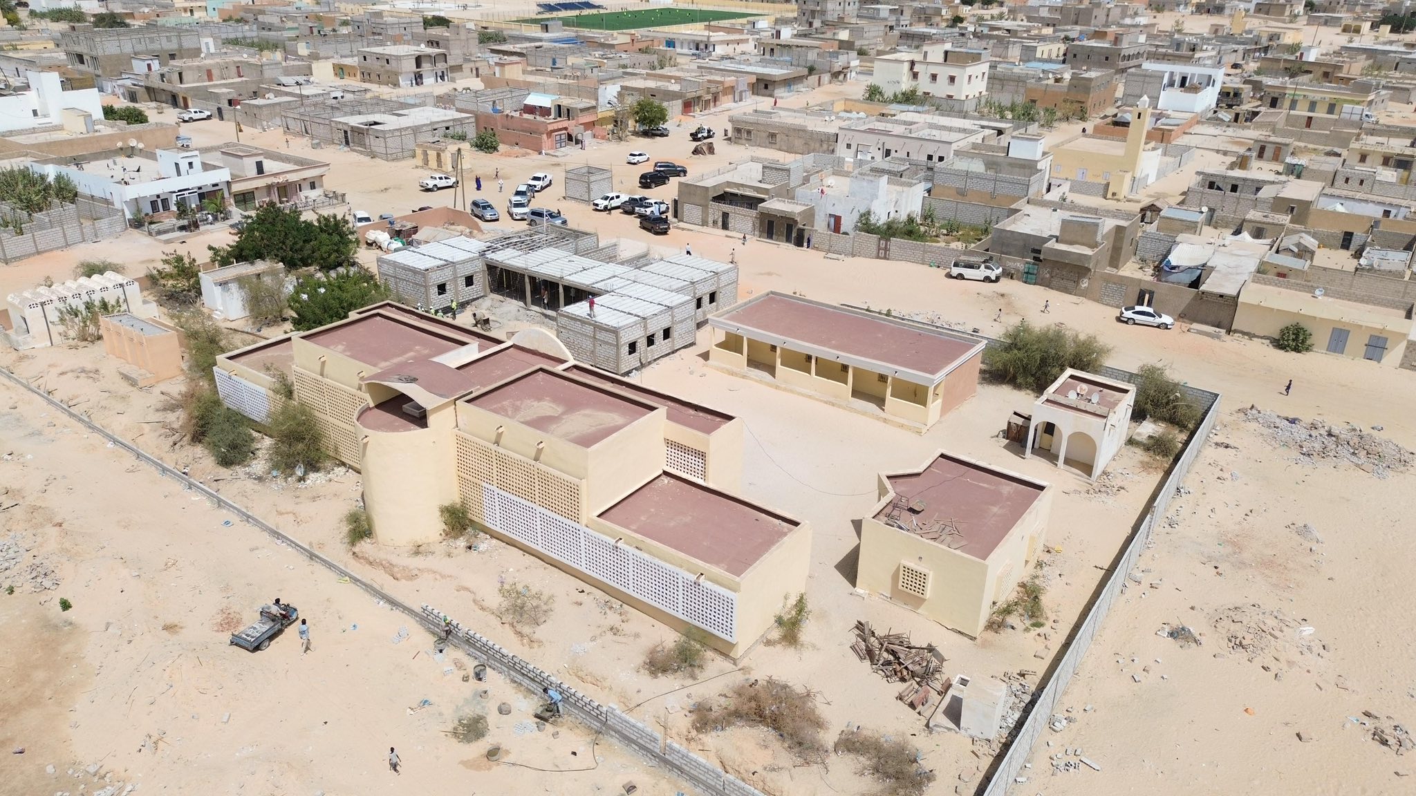 Taazour : une délégation gouvernementale s’informe sur les travaux de construction d’établissements d’enseignement à Nouakchott Taazour : une délégation gouvernementale s’informe sur les travaux de construction d’établissements d’enseignement à Nouakchott