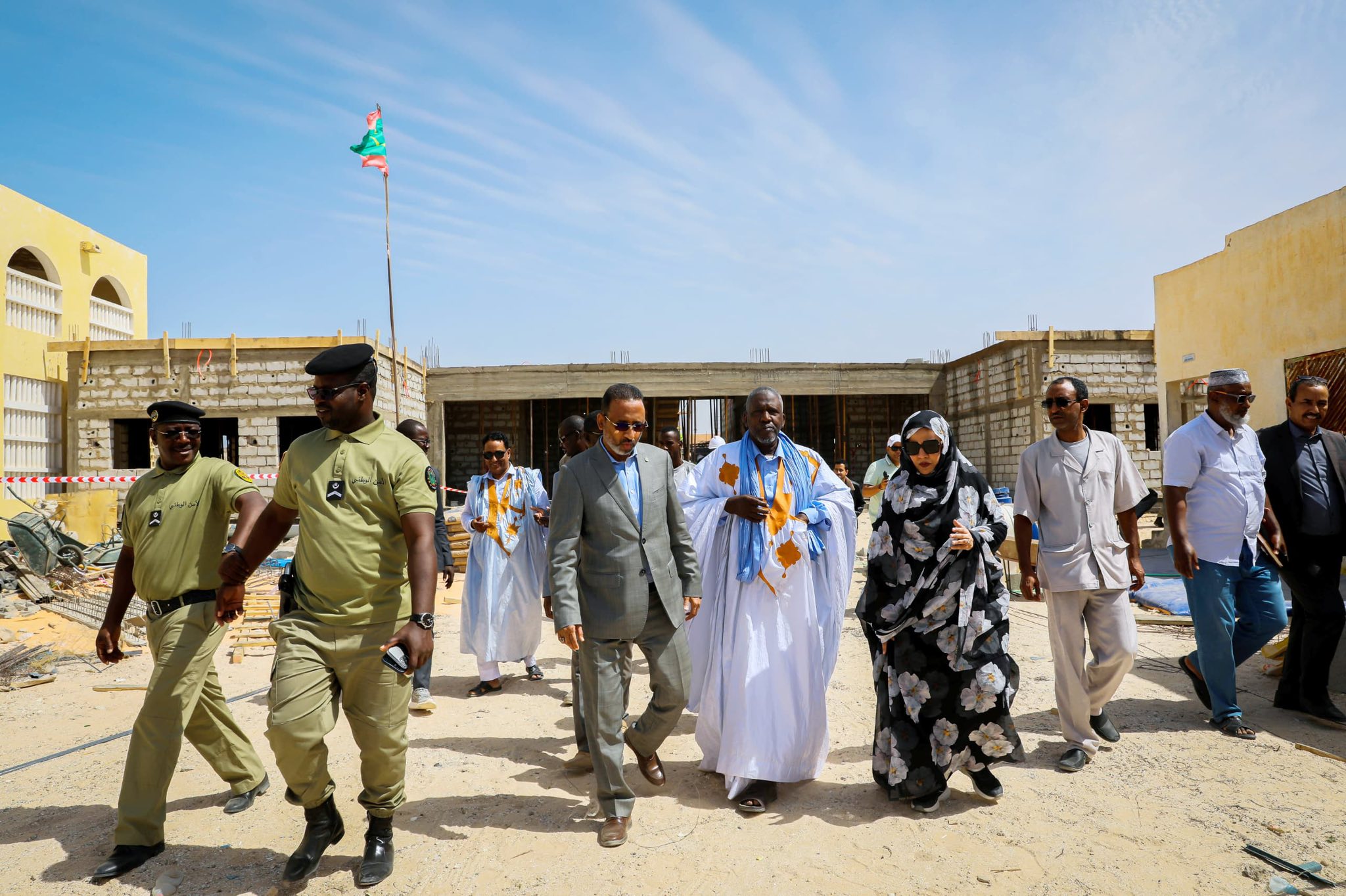 Taazour : une délégation gouvernementale s’informe sur les travaux de construction d’établissements d’enseignement à Nouakchott Taazour : une délégation gouvernementale s’informe sur les travaux de construction d’établissements d’enseignement à Nouakchott