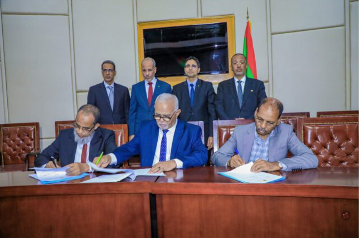 Signature d’une convention de partenariat tripartite pour la mise à disposition de la main d’œuvre nationale Signature d’une convention de partenariat tripartite pour la mise à disposition de la main d’œuvre nationale