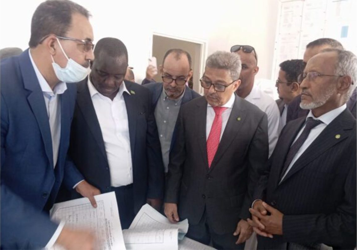 Le ministre de la santé inspecte un certain nombre de structures sanitaires à Nouadhibou