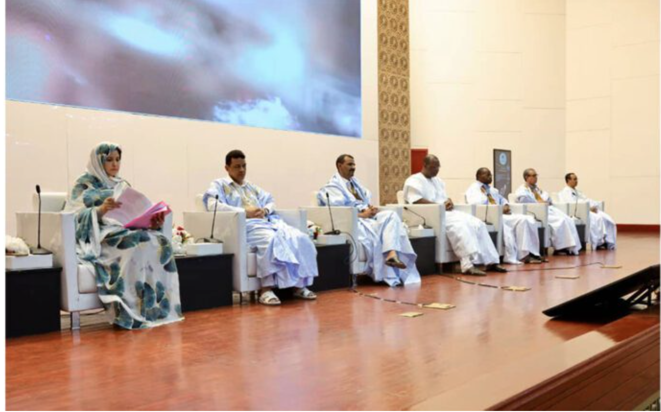 Forum de haut niveau pour présenter le bilan de la 1ère année du second mandat du Président de la République Forum de haut niveau pour présenter le bilan de la 1ère année du second mandat du Président de la République