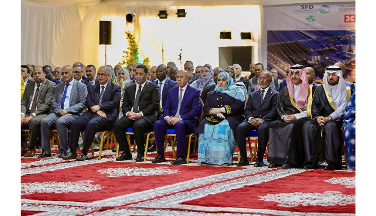 Le Président de la République pose la première pierre de la construction et de l’équipement de l’hôpital universitaire Roi Salman bin Abdulaziz