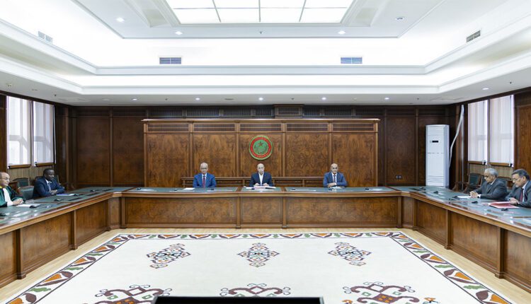 Le Président de la République supervise la prestation de serment du Président de l’Autorité Nationale de Lutte contre la Corruption