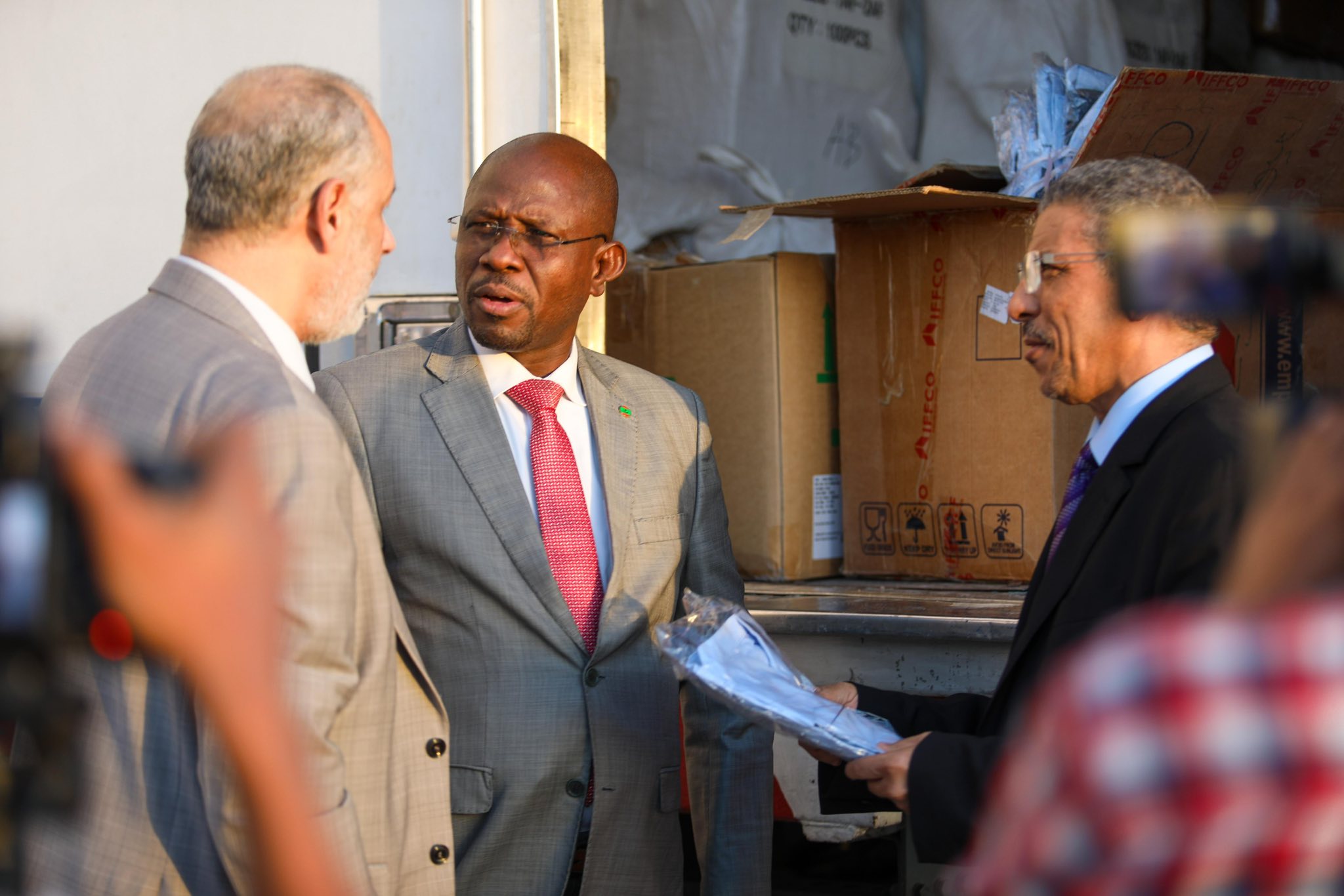 Taazour lance une opération de distribution de 50 000 uniformes scolaires au profit de dix wilayas