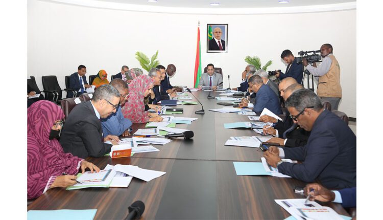 Le Premier ministre préside la réunion du Comité ministériel chargé du Suivi des Grands Projets