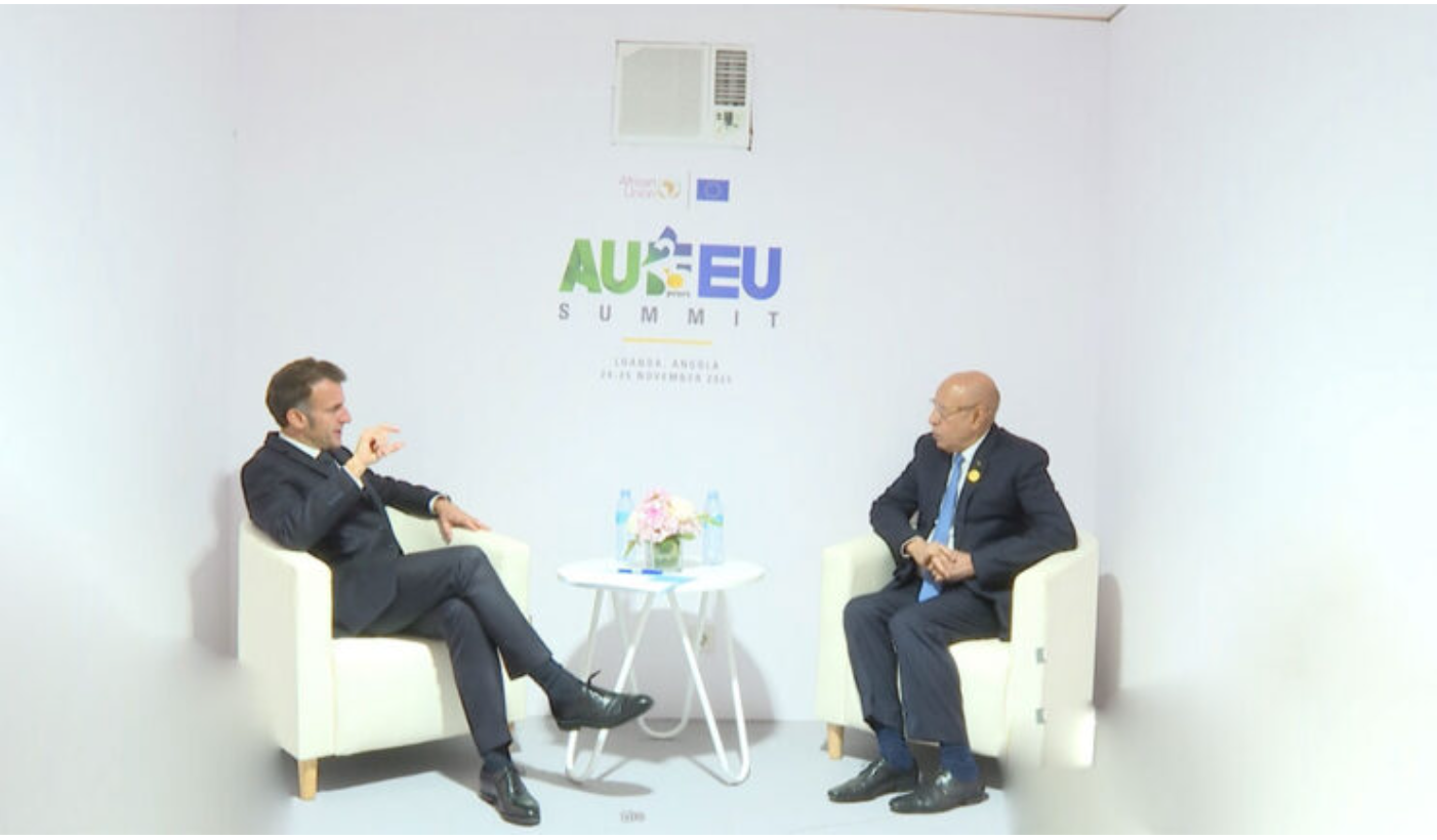 Le Président de la République reçoit son homologue français