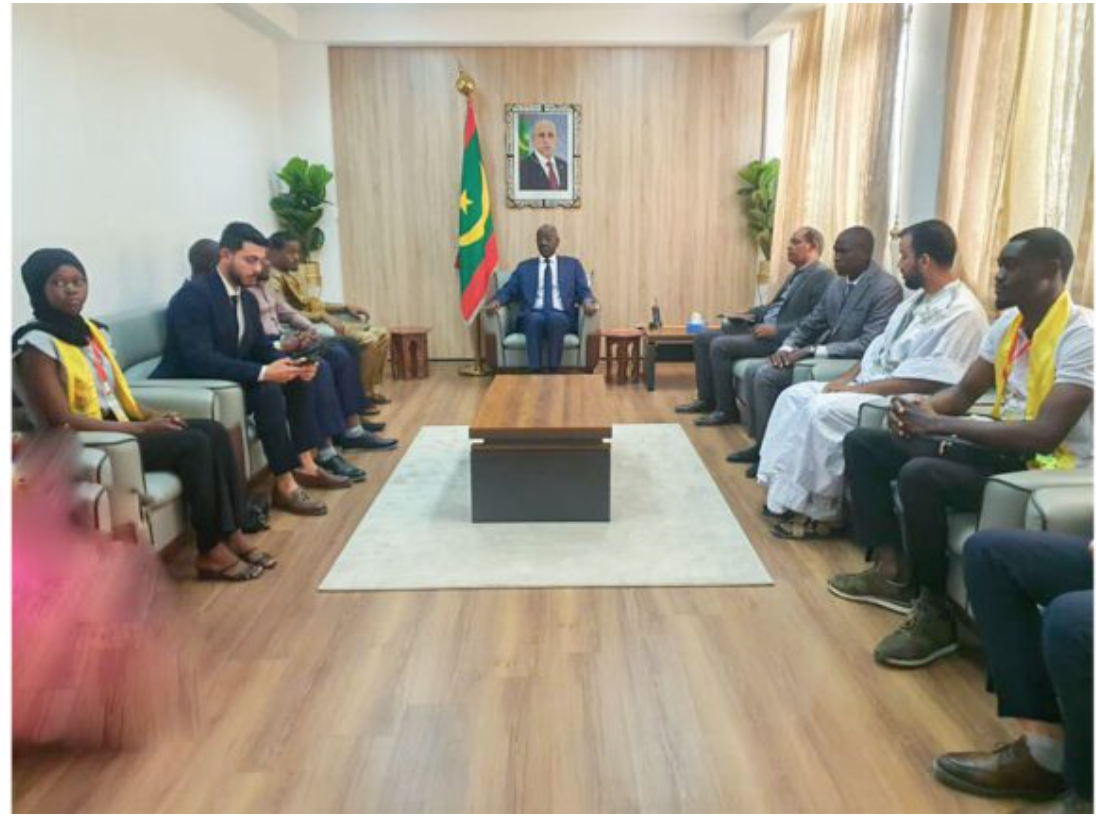 Le ministre des Affaires étrangères reçoit une délégation de l’Union des étudiants africains