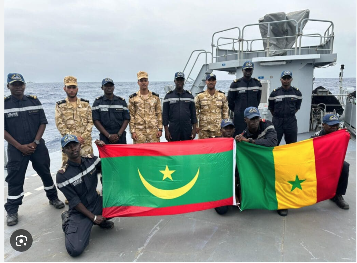 Manœuvres communes entre les marines mauritaniennes et sénégalaises pour assurer la sécurité autour du champ gazier GTA
