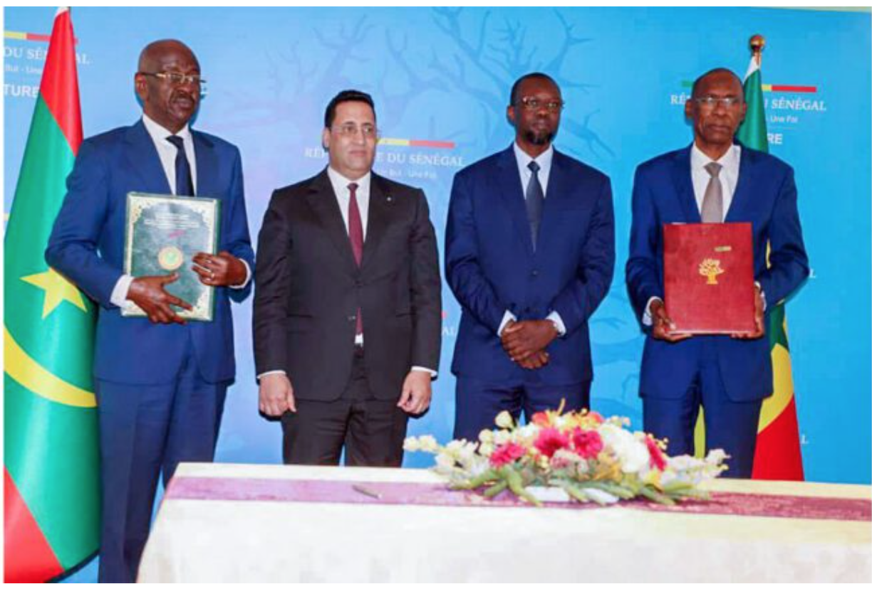 Le Premier ministre et son homologue sénégalais supervisent la signature d’accords et de mémorandums d’entente entre les deux pays