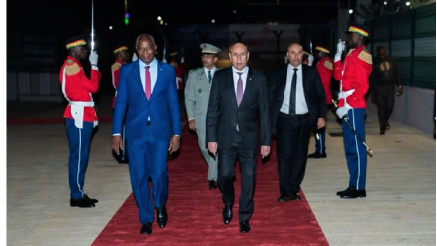 Le Président de la République arrive à Conakry pour assister à la cérémonie d’investiture du Président de la Guinée
