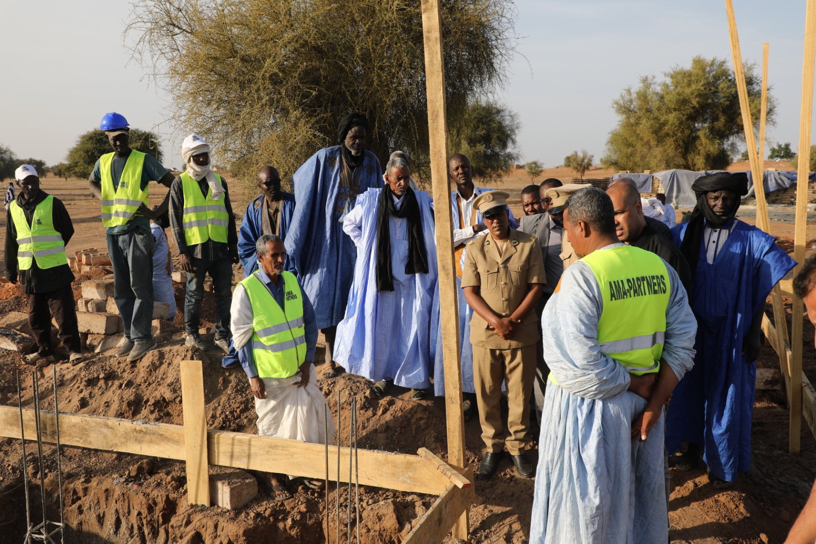 Taazour : le Délégué général à la Solidarité inspecte des projets de services en construction dans le Hodh El Gharbi