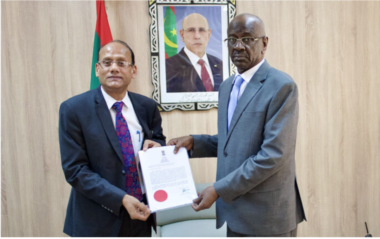 Le ministre des Affaires étrangères reçoit les lettres de créance du nouvel ambassadeur indien