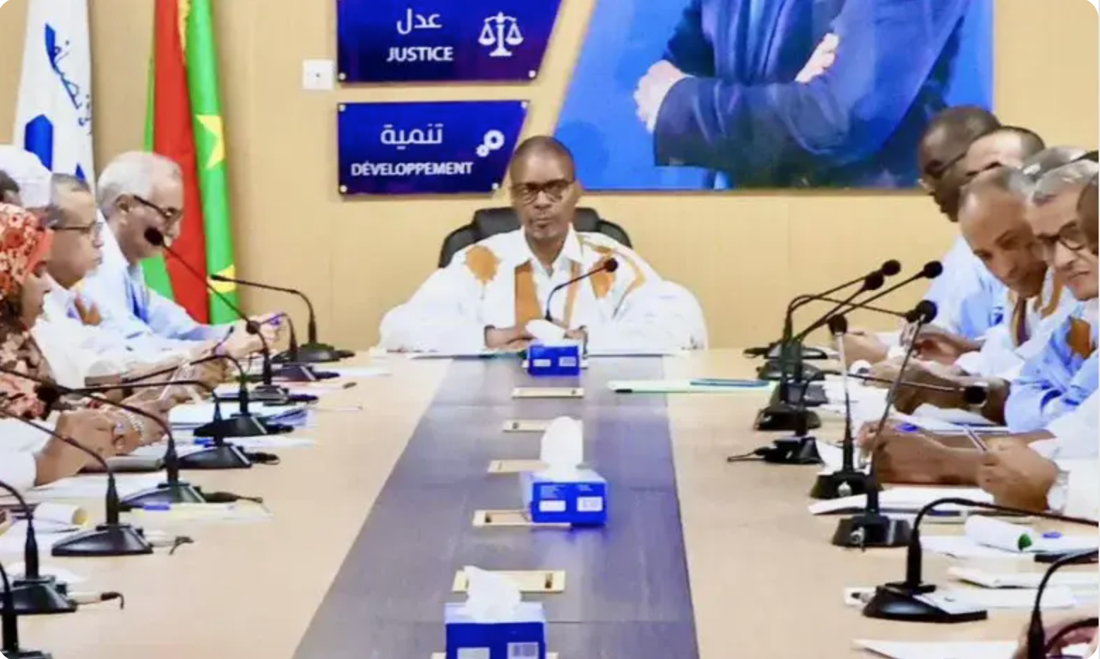 Le Parti au pouvoir Insaf approuve une nouvelle stratégie médiatique et réaffirme son soutien au processus de dialogue