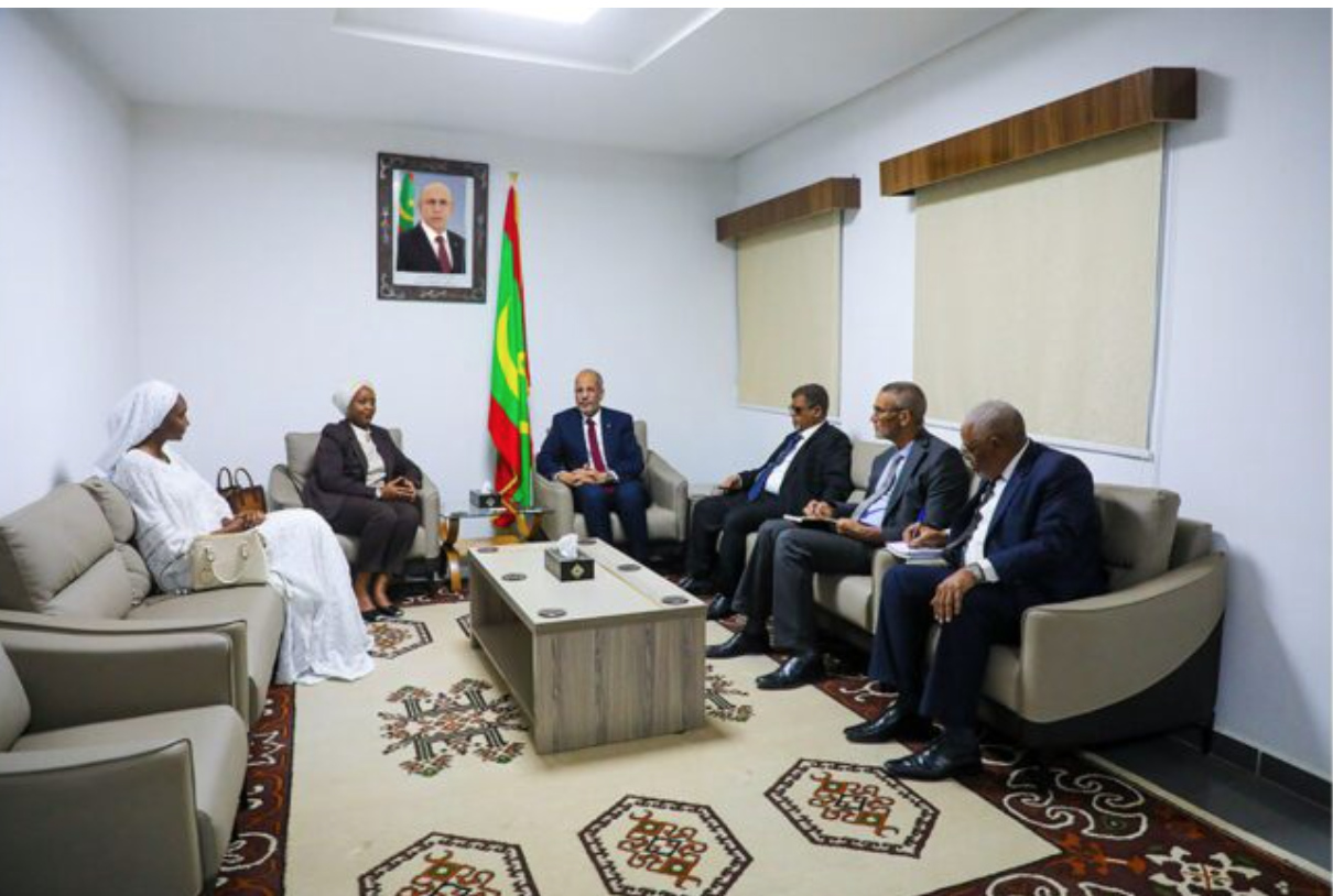 Le ministre de la Formation professionnelle reçoit l’ambassadrice du Rwanda