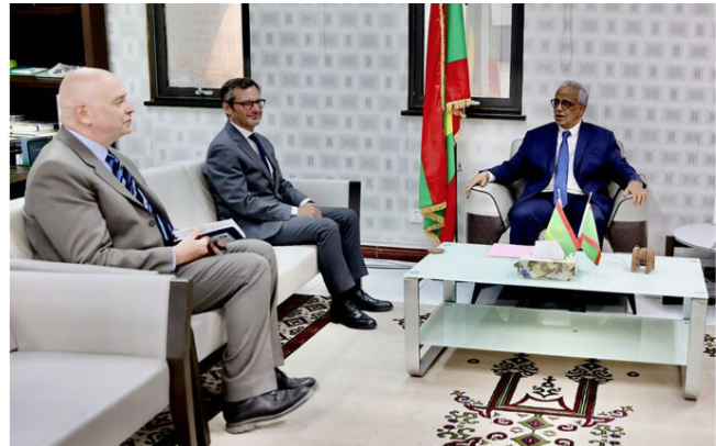 Le ministre de l’Économie et du Développement reçoit l’ambassadeur de France