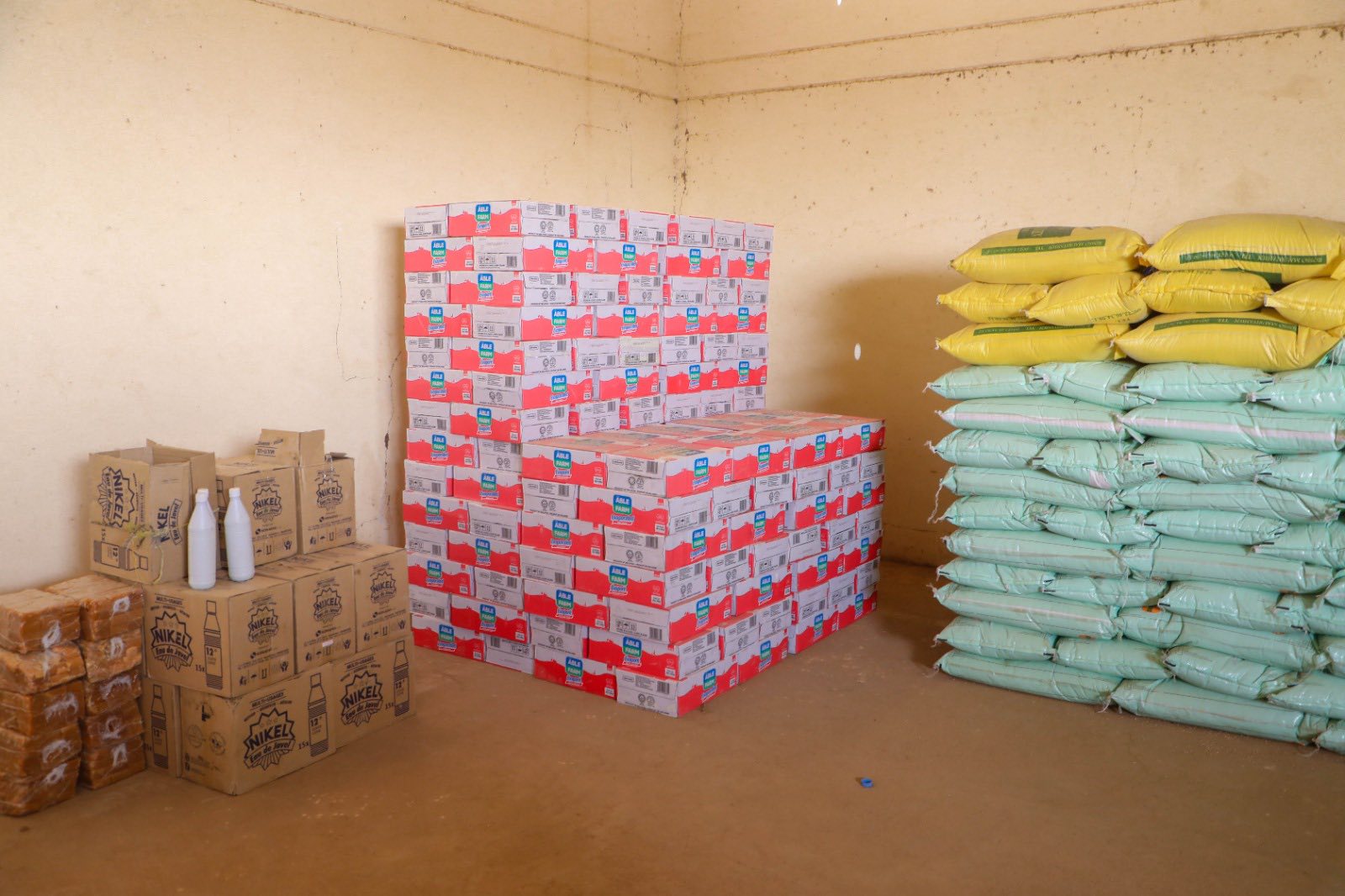 Le délégué général de « Taazour » inaugure des établissements scolaires et un internat à Timbedgha et Boustaïla
