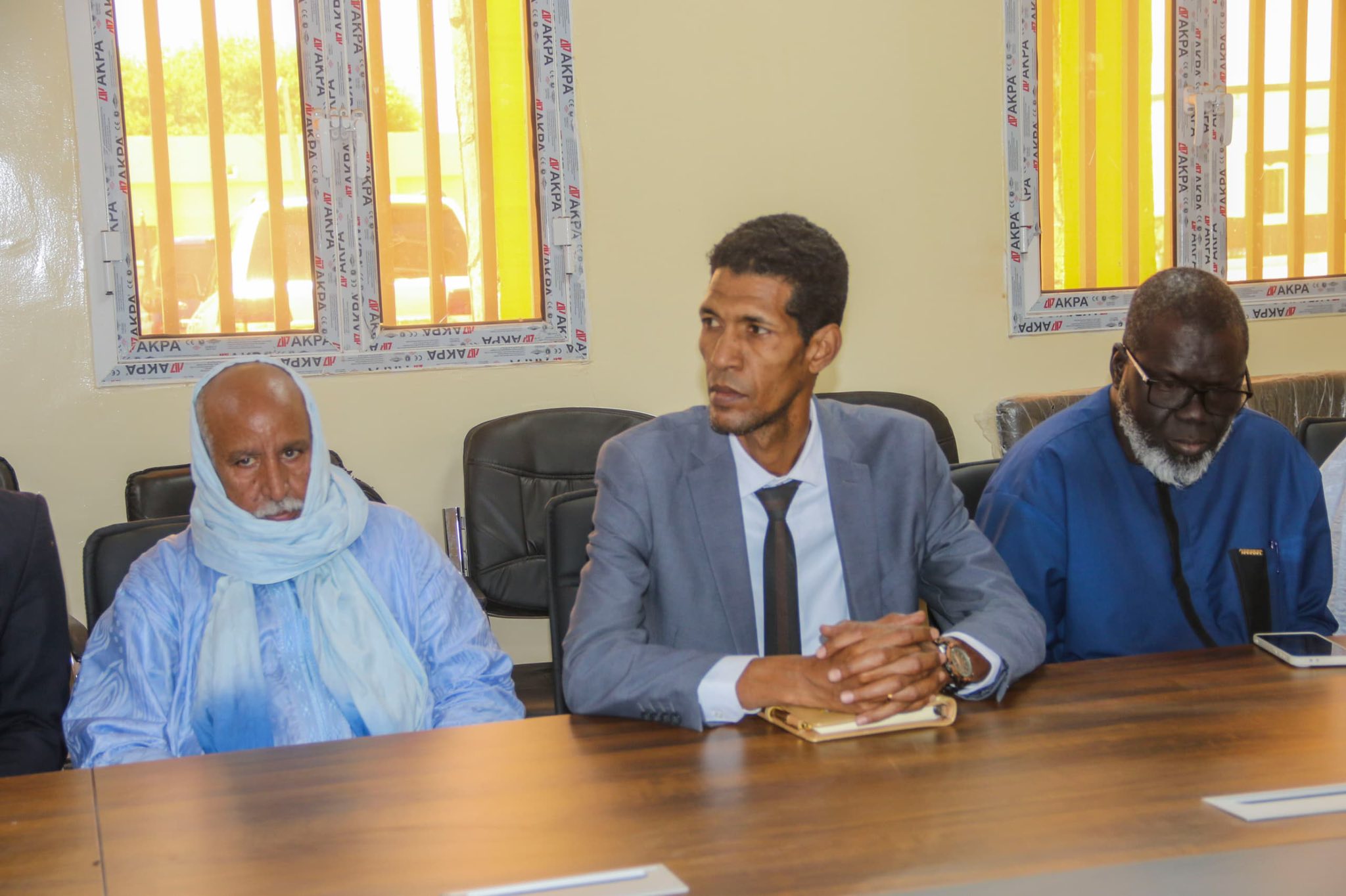 Adrar : le délégué général de Taazour Sidi Moulaye Zeine  préside une réunion avec les autorités locales