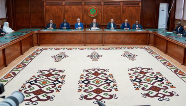 Le Président de la République préside la cérémonie de prestation de serment de la présidente et des membres du Conseil de l’Autorité de Régulation des Marchés publics