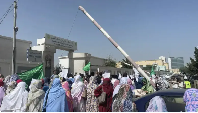 L’UNEM proteste contre l’exclusion de certains étudiants éligibles aux bourses
