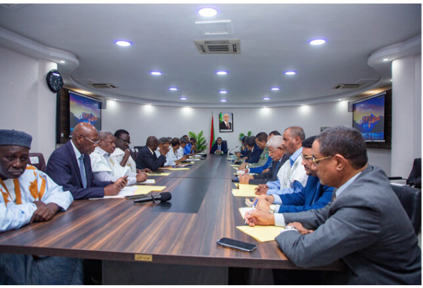 Le Premier ministre préside la réunion du comité ministériel chargé du suivi de l’approvisionnement du marché en produits de première nécessité