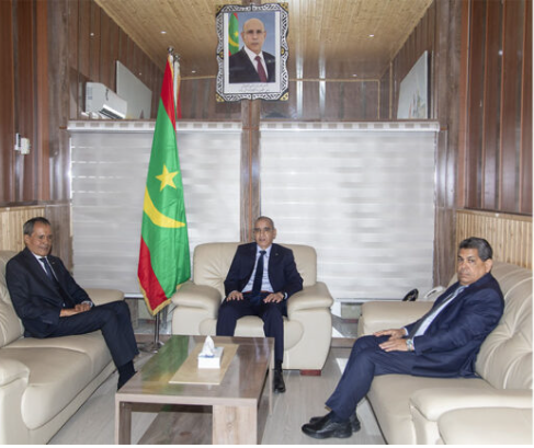 Le ministre de l’Intérieur s’entretient avec l’ambassadeur marocain en Mauritanie